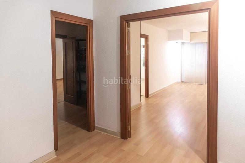 Foto 6869cadb-9c82-4b5a-830a-e8058a33514c. Appartamento in calle reyes católicos 26 in Centro Almería