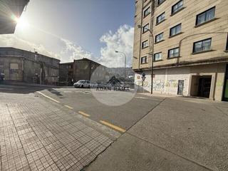 Piso  Calle de san guillermo. Piso céntrico de 3 habitaciones con vistas a la ría