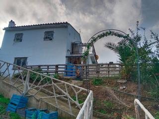 Rural plot  Camino del polígono. Tu oasis de tranquilidad y ahorro! chalet completo con piscina,