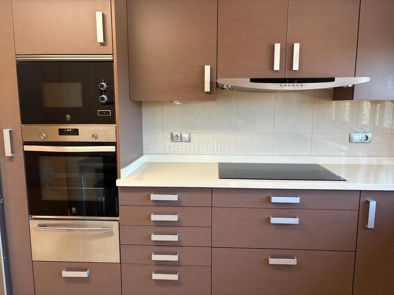 Foto 17180d65-cd1a-428d-8d63-3319b9ccf2ab. Flat with heating parking pool in Juzgados - Plaza de Toros Benidorm