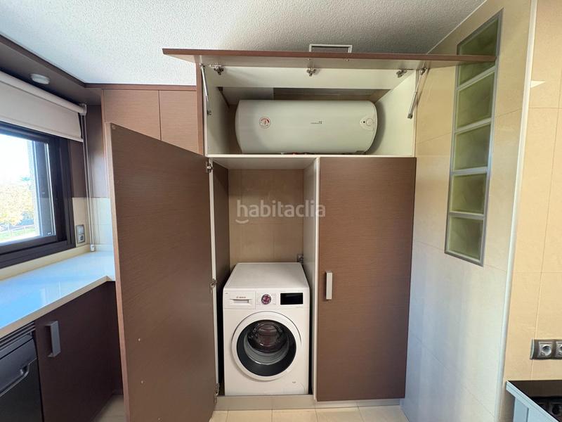 Foto 6a3eba87-722f-46a0-be45-31c9cfb09c3d. Flat with heating parking pool in Juzgados - Plaza de Toros Benidorm