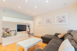 Apartament a Cardenal Benlloch. Magnífico piso en el corazón de mislata  listo para entrar a viv