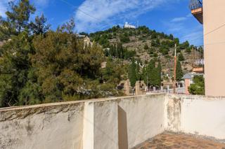 Casa a Alcora (l´). Casa de pueblo con terrazas y vistas al calvario en lalcora