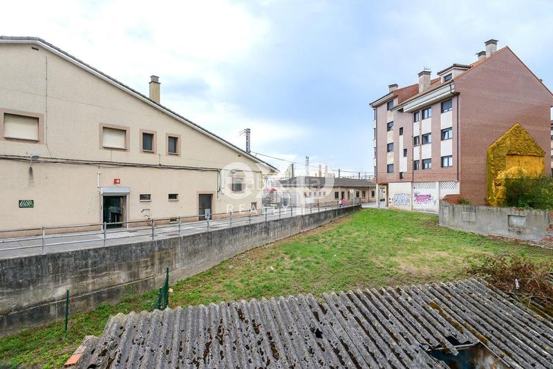 Foto 7ccdef1e-a84e-4e40-9b12-1f211017fa40. Chalet dans jose manuel bobes 2a 2 dans Llanera