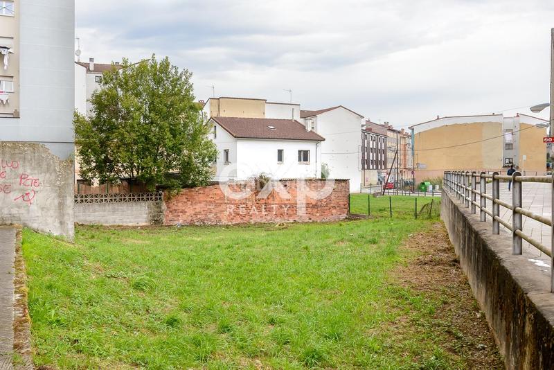 Foto 815d6d8c-f6cb-42f3-857b-02a1d5471ba0. Chalet dans jose manuel bobes 2a 2 dans Llanera