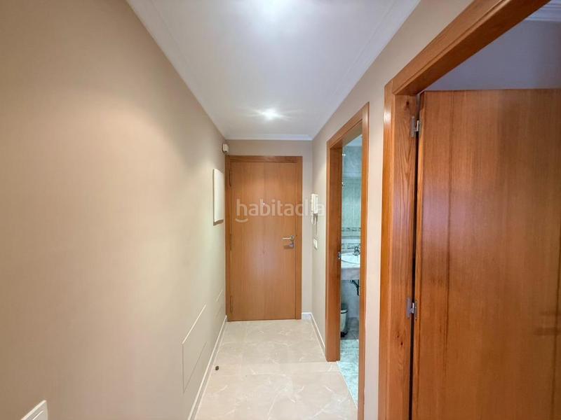 Foto d5f918f3-5176-4bee-90f9-08063310a99e. Pis amb calefacció aparcament piscina a Noalla Sanxenxo