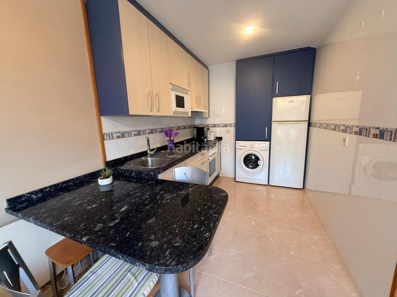 Foto e1478c7b-7171-4ce8-912c-6db7034480e5. Pis amb calefacció aparcament piscina a Noalla Sanxenxo