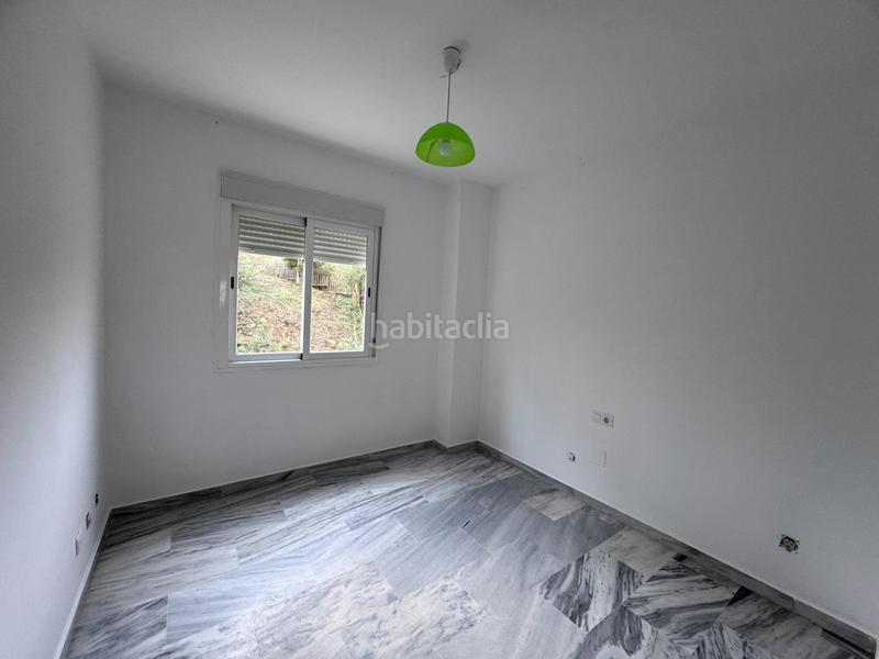 Foto 1df4dcf2-a015-430d-b380-94c597bf5d32. Appartement avec parking piscine dans puerto de Estepona Estepona