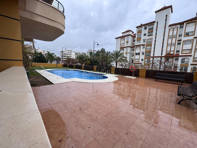 Foto 582d535f-818d-4046-8684-81cd9c84641e. Appartement avec parking piscine dans puerto de Estepona Estepona