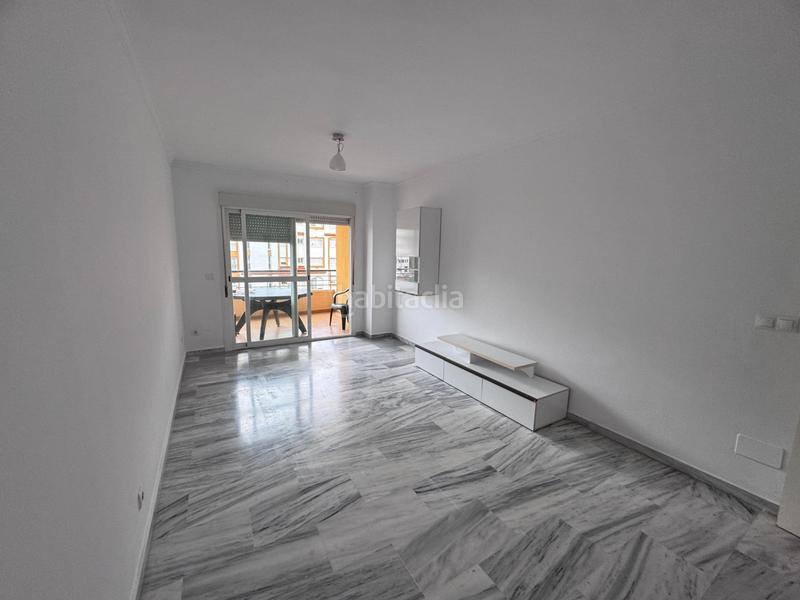 Foto b3ff9d30-c88c-4924-a752-1187fc46b267. Appartement avec parking piscine dans puerto de Estepona Estepona