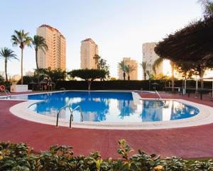 Etagenwohnung  Fabraquer. Amplio piso en playa muchavista con terraza, garaje y trastero.