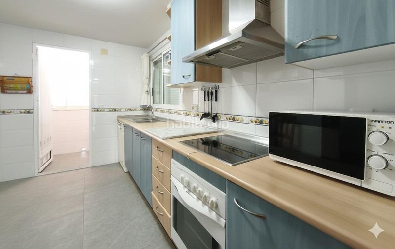 Foto 31b05702-5b0a-4d71-9655-f5c156582f84. Pis amb aparcament piscina a Playa Muchavista Campello (el)