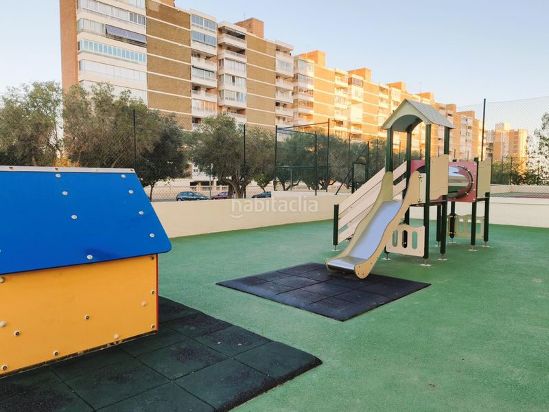 Foto 52ee8fb6-1672-4511-b5c3-b0aa63cab881. Pis amb aparcament piscina a Playa Muchavista Campello (el)