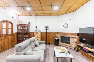 Casa adossada a Carretera Mojonera - Cortijos de Marín. Vivienda en venta zona la rocalla