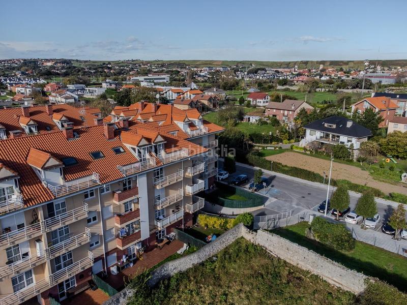 Foto 12958b5c-a5ee-4998-b462-07222da3ab95. Attique avec chauffage parking piscine dans Sancibrián Santa Cruz de Bezana