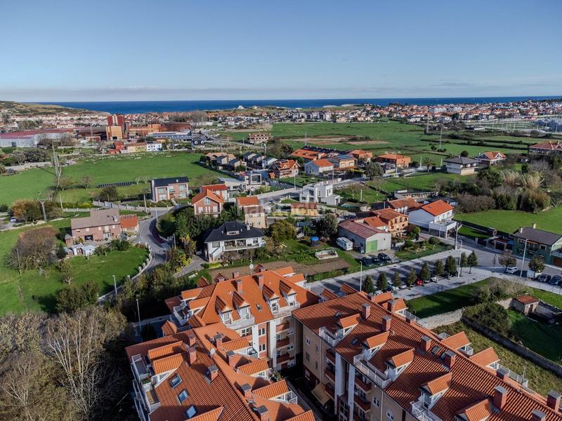 Foto 15814519-e953-46d9-b161-fb1e4446e884. Attique avec chauffage parking piscine dans Sancibrián Santa Cruz de Bezana