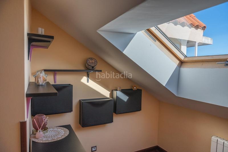 Foto 741e8881-c6c2-4aa6-b00d-4532d152a066. Attique avec chauffage parking piscine dans Sancibrián Santa Cruz de Bezana