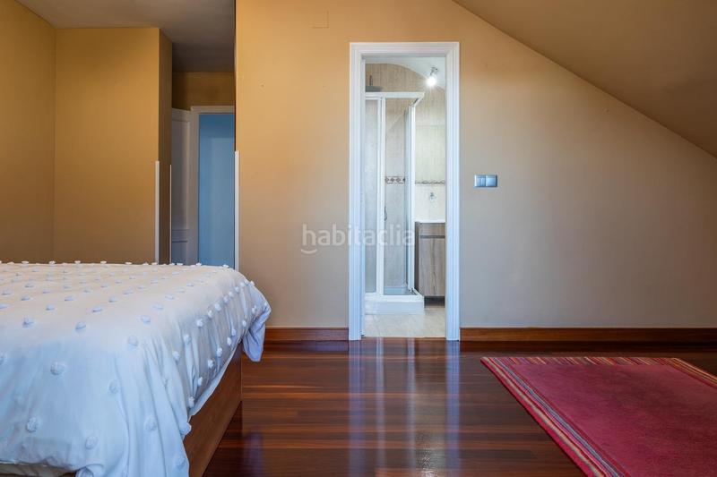 Foto 991dba7b-b2a2-4ca1-bd03-bd3114de4dff. Attique avec chauffage parking piscine dans Sancibrián Santa Cruz de Bezana