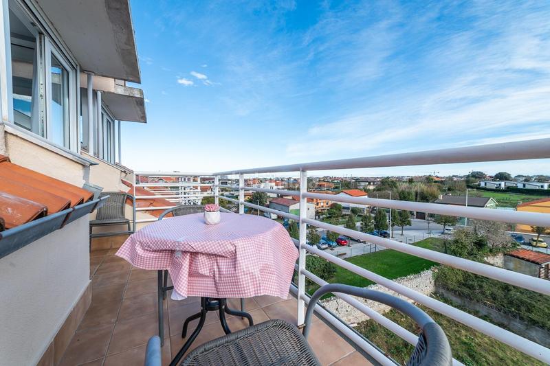 Foto b4f13e3c-7a1b-47ee-a180-e4d35edcccdf. Attique avec chauffage parking piscine dans Sancibrián Santa Cruz de Bezana