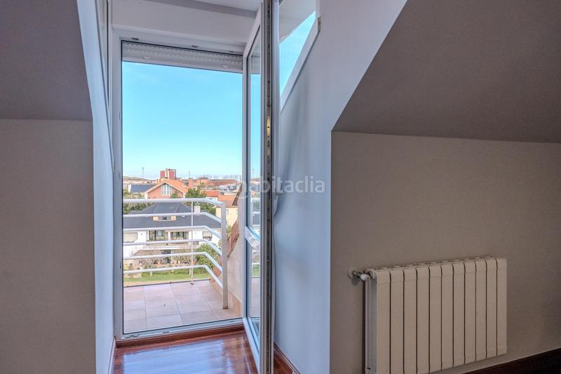 Foto d599e06b-5c74-41da-92eb-0e919aa6d796. Attique avec chauffage parking piscine dans Sancibrián Santa Cruz de Bezana