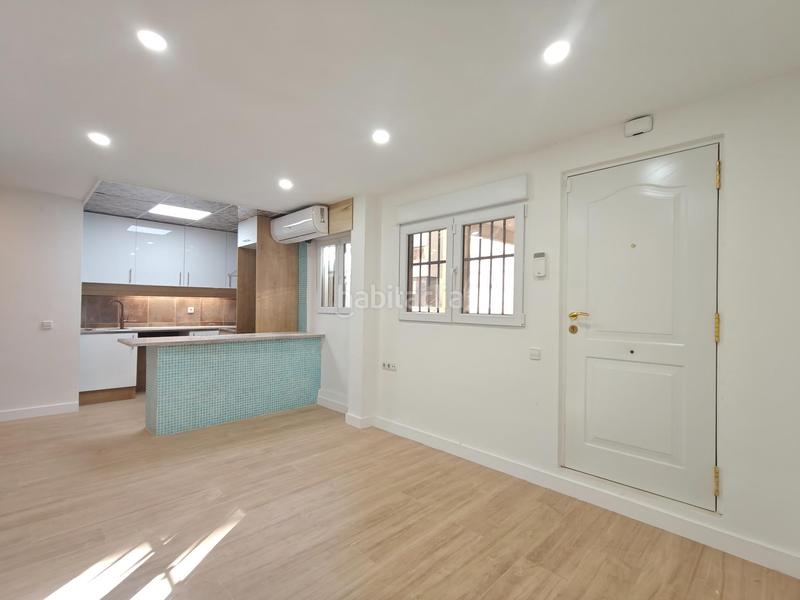 Foto f9aac465-b265-4015-aac1-bbc665f38043. Appartement avec chauffage dans La Marina del Port Barcelona