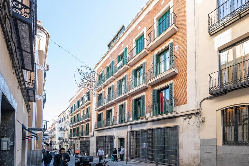 Foto 0018029f-da10-426f-bec5-4ce69828d964. Rent flat with heating in Cortes-Huertas Madrid