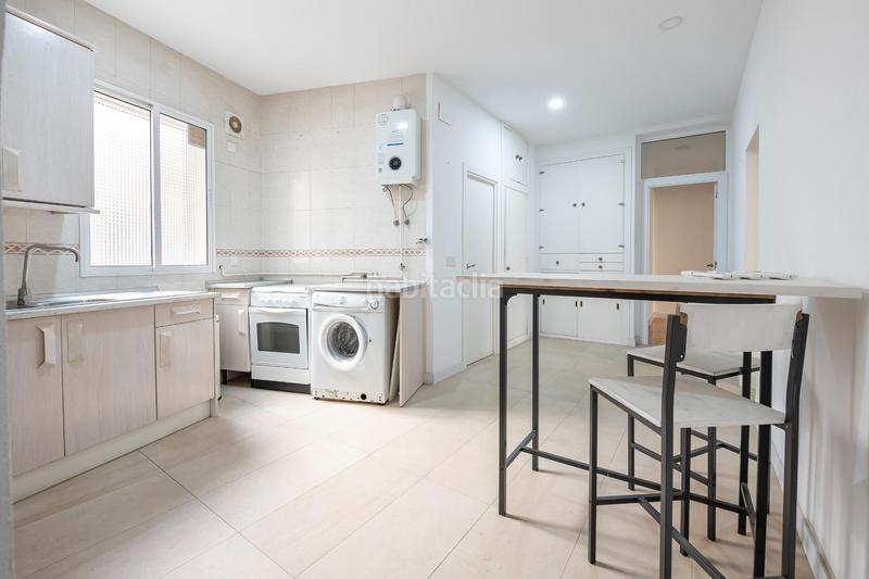 Foto 91054102-f43a-41e3-adf9-5302ff150fcc. Rent flat with heating in Cortes-Huertas Madrid