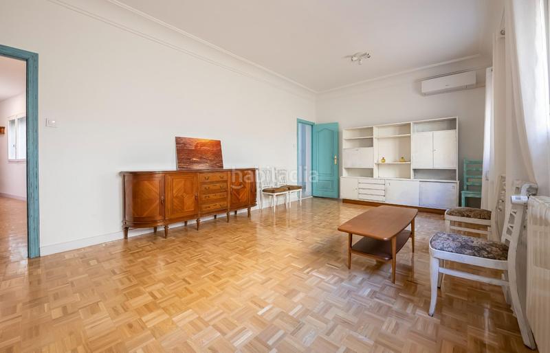 Foto d7f29411-fe2b-40fd-9c3d-57ced13f439b. Rent flat with heating in Cortes-Huertas Madrid