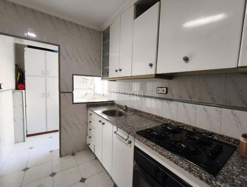 Foto b9186b54-4182-4064-a0de-5a5d546c8037. Pis a Carolinas Bajas Alicante