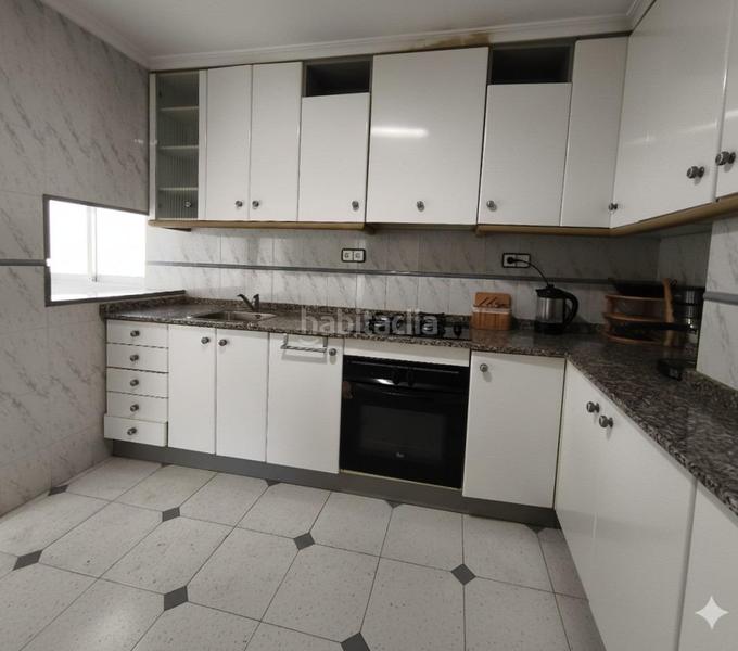 Foto fe54c701-7d31-41a0-9466-903caf3ccef9. Pis a Carolinas Bajas Alicante