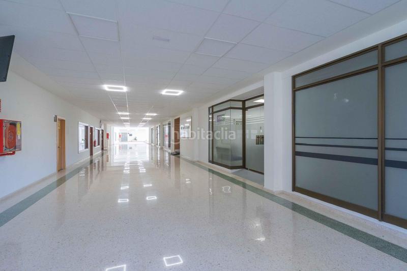 Foto cc00f88f-2cc3-439f-b4e9-7ddb4e29c3e6. Office space in Carranque - Haza Cuevas Málaga