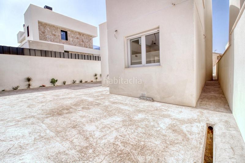 Foto 4676c5fb-cc38-484b-b498-7ec826cea445. Chalet mit pool in Aguas Nuevas Torrevieja