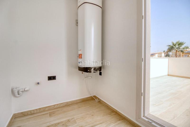 Foto 565a394a-af3c-4a1d-b3c6-7dd325c97ad5. Chalet mit pool in Aguas Nuevas Torrevieja