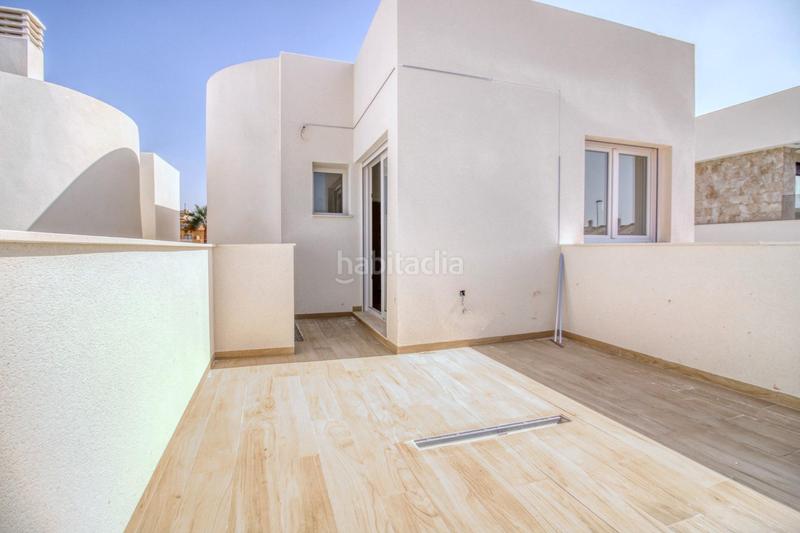 Foto 73e5deb5-ddf7-4a5e-a3fd-42c45c091b6a. Chalet mit pool in Aguas Nuevas Torrevieja