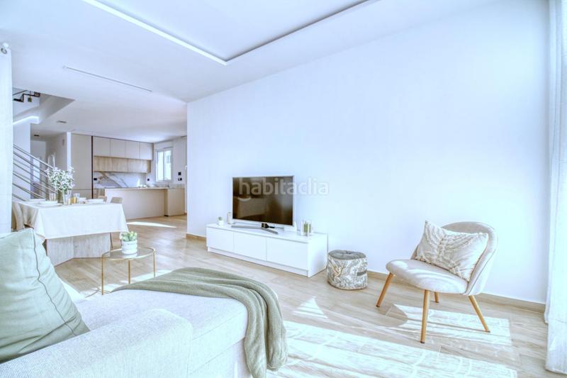 Foto 8c021e00-1e61-4423-afb6-551beeff4084. Chalet mit pool in Aguas Nuevas Torrevieja