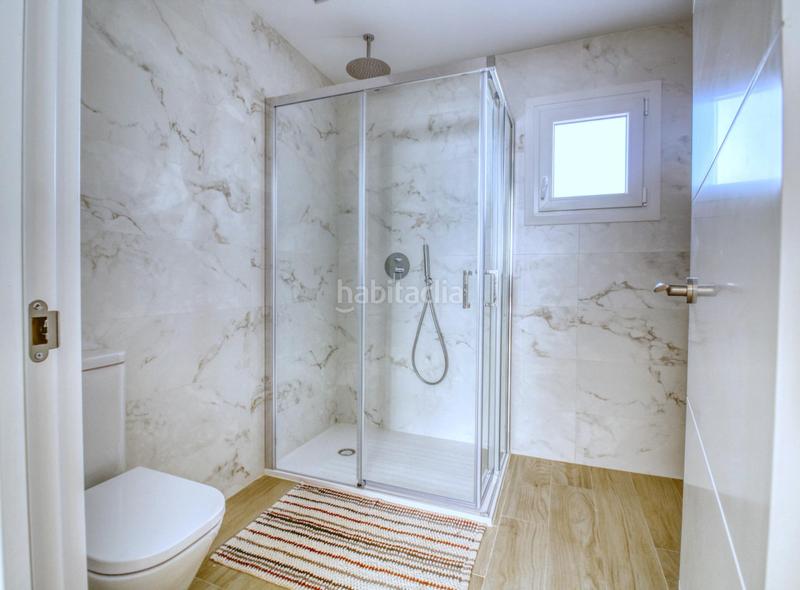 Foto 9e095292-1591-4b2d-a7b3-da46e2d585ff. Chalet mit pool in Aguas Nuevas Torrevieja