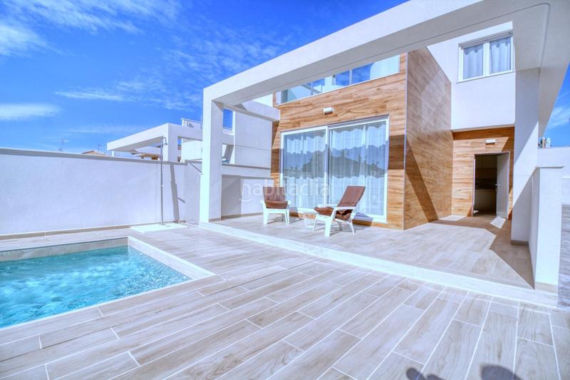 Foto 9facd80f-e51c-4065-a7ba-781d68ce8701. Chalet mit pool in Aguas Nuevas Torrevieja