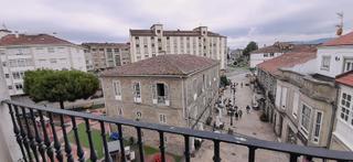 Attique à Padrón. Amplitud de espacios y buenas vistas