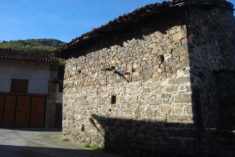 Foto e9ad76f6-a851-4a7f-bc86-2e83b55fc187. Masia a Caso