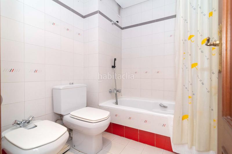 Foto ad87d325-5e54-41de-bad2-b9f99b957f82. Pis amb calefacció aparcament a Imperial Madrid