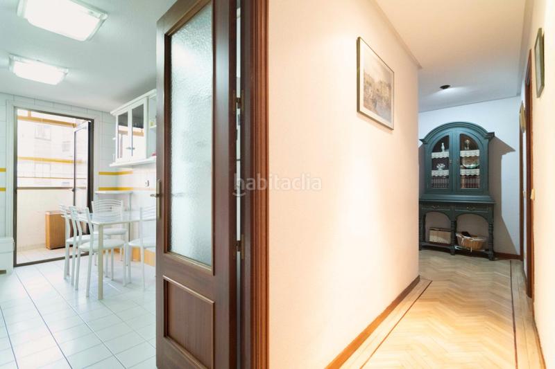 Foto ed782b65-fac5-404d-80a5-7fc3ad8756c4. Pis amb calefacció aparcament a Imperial Madrid