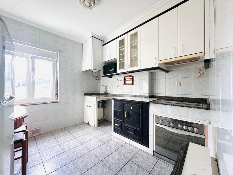 Foto c7989b2d-1694-4738-befc-01ff7b7f619d. Pis amb calefacció a Parroquias Sur - La Manjoya Oviedo