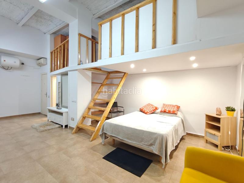 Foto d5fd1306-6d2b-480b-be08-054d6474fd67. Local comercial  seminuevo en les corts, en Barcelona