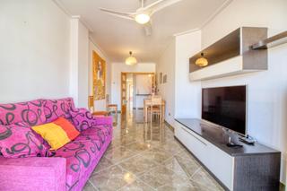 Miete Etagenwohnung  Calle santa bárbara. Alquiler de exclusivo apartamento en el centro de catral  800 me