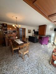 Duplex  Calle benvingut socias. Dúplex único con gran garaje privado, sala con chimenea y terraz