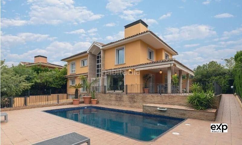 Foto 92153244-5286-4bab-9716-d170c1a78d9c. Affitto chalet con riscaldamento parcheggio piscina in Paterna