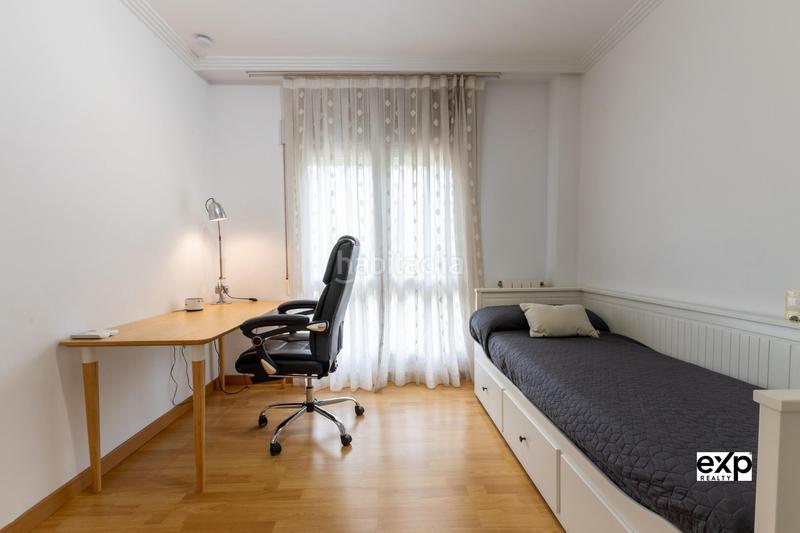 Foto 47cb2a99-39ee-46a8-842a-e3a0f20d2915. Location chalet avec chauffage parking piscine dans Paterna