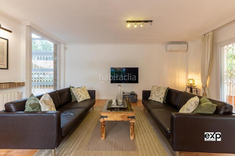 Foto 8e8d0a89-a734-4f4b-9261-c0d31d30e639. Location chalet avec chauffage parking piscine dans Paterna