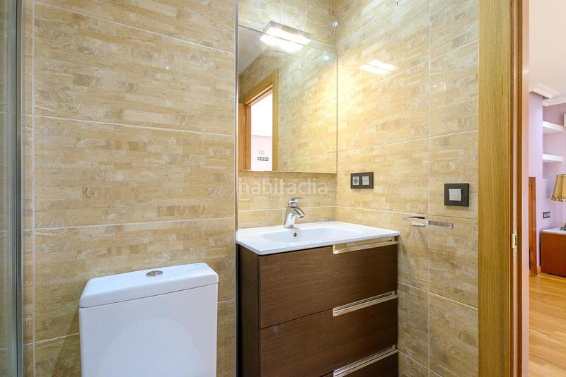 Foto 11df96e1-4f76-4d30-9e0e-8194d2fb8b89. Pis a policarpo herrero 1 a Buenavista Oviedo