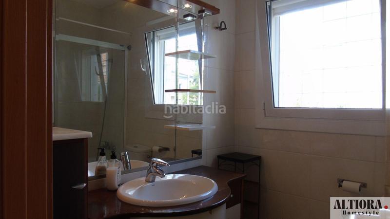 Foto 5b0d1ac1-1569-43f4-8517-898f88658704. Casa a schiera con riscaldamento parcheggio in Can Girona - Terramar - Vinyet Sitges